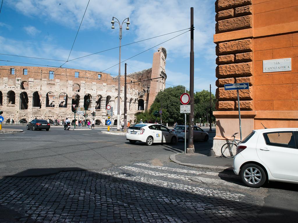 Domus Claudi Colosseum Roma Exterior foto